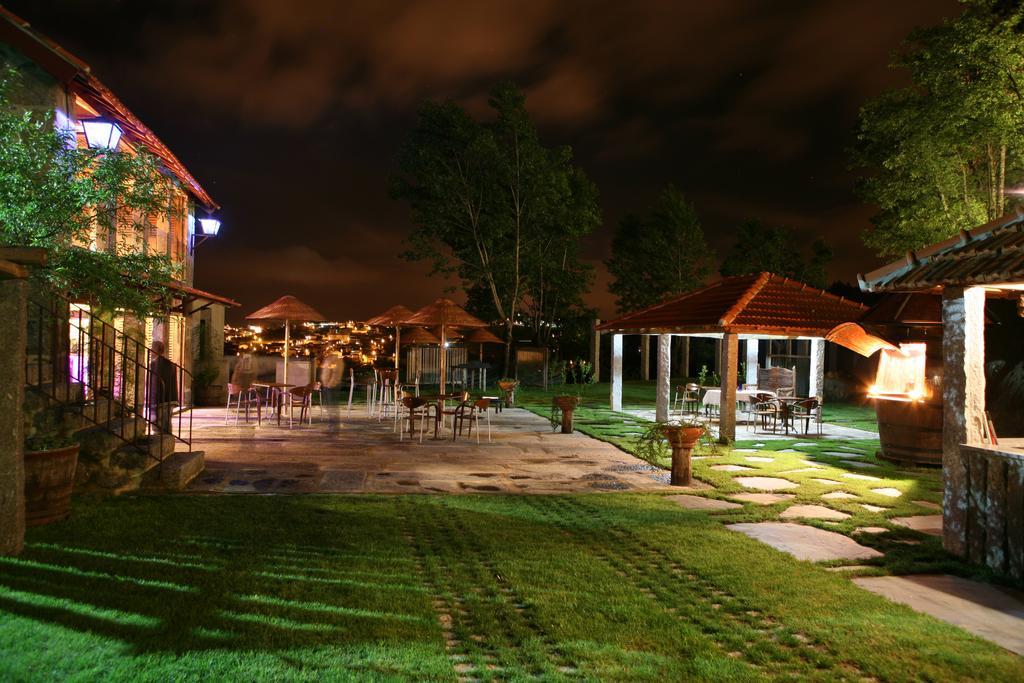 הוילה Vila da Lixa Quinta Da Costa מראה חיצוני תמונה