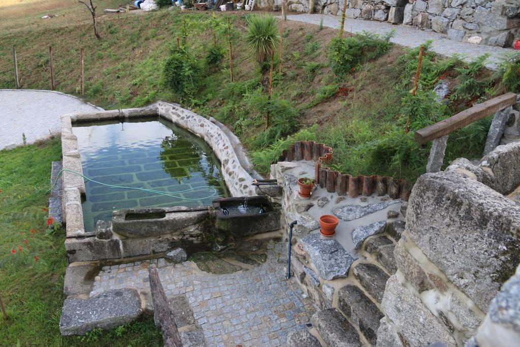 הוילה Vila da Lixa Quinta Da Costa מראה חיצוני תמונה